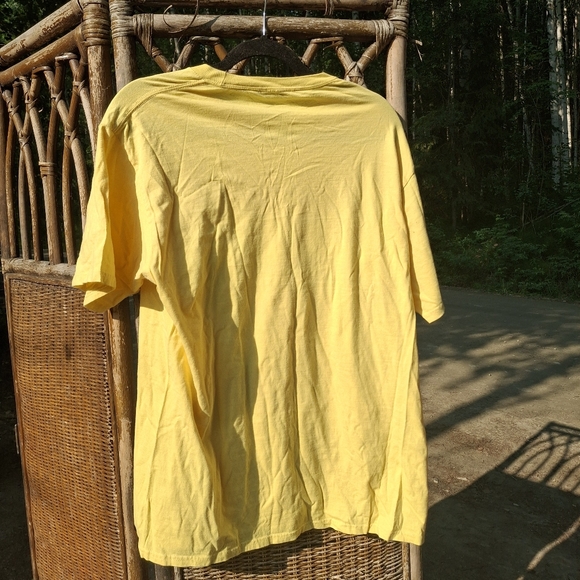 🍀3/15 Yellow Pineapple Graphic Men's T-Shirt🍍 - Picture 3 of 3